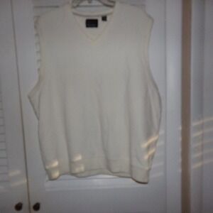 Greg Norman Collection ivory golf vest Large cotton/nylon/spandex